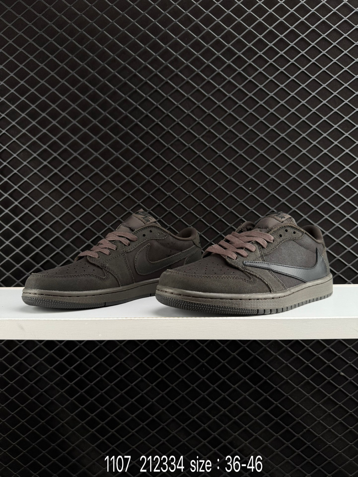 Travis Scott x Air Jordan 1 ” Reverse Mocha “